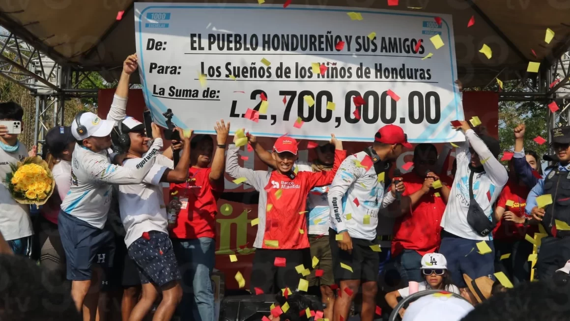 Shin Fujiyama cumple su meta de recorrer 250 kilómetros.