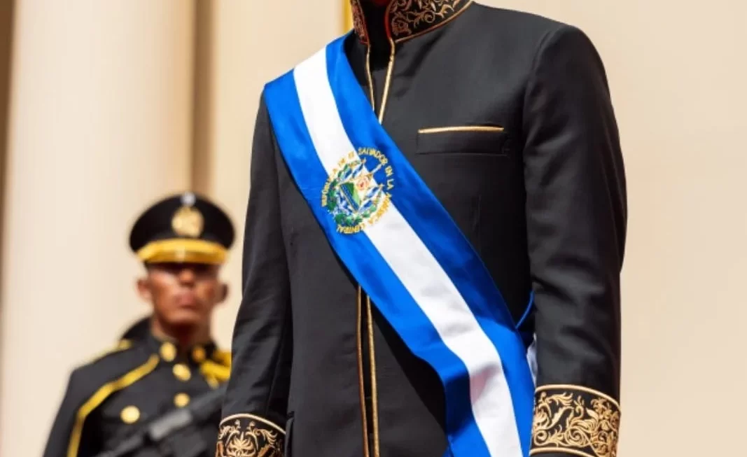 Bukele asume segundo mandato con el desafío de mejorar la economía de El Salvador