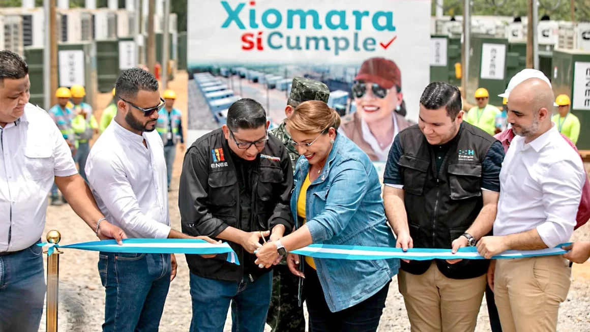 Presidenta Castro inaugura la instalación de 20 megawatts en la subestación San Isidro, La Ceiba