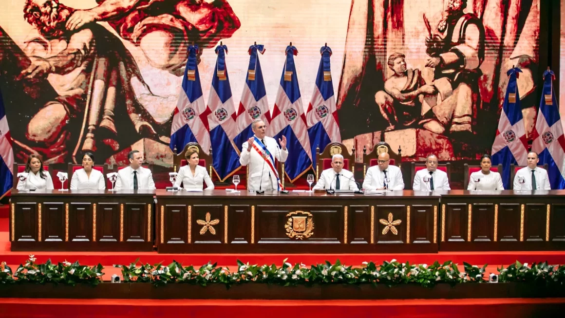 Xiomara Castro asistió a la investidura del Presidente de República Dominicana