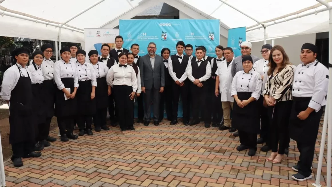 Restaurante didáctico de INFOP abre de nuevo sus puertas al público