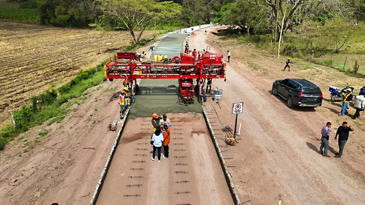 Carretera entre Cantarranas y Talanga estará concluida en abril próximo sostienen autoridades de gobierno 
