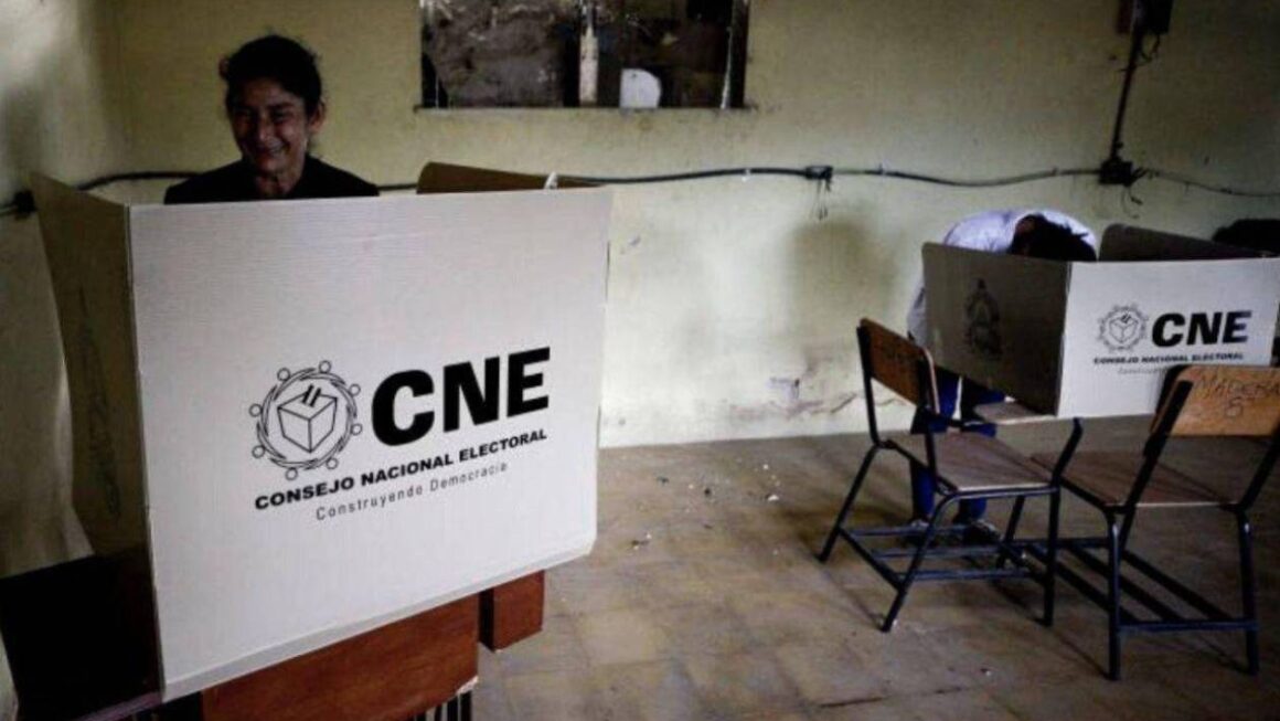 Más de 1,700 centros de votación no cuentan con una conectividad eléctrica e internet reconoce CNE 
