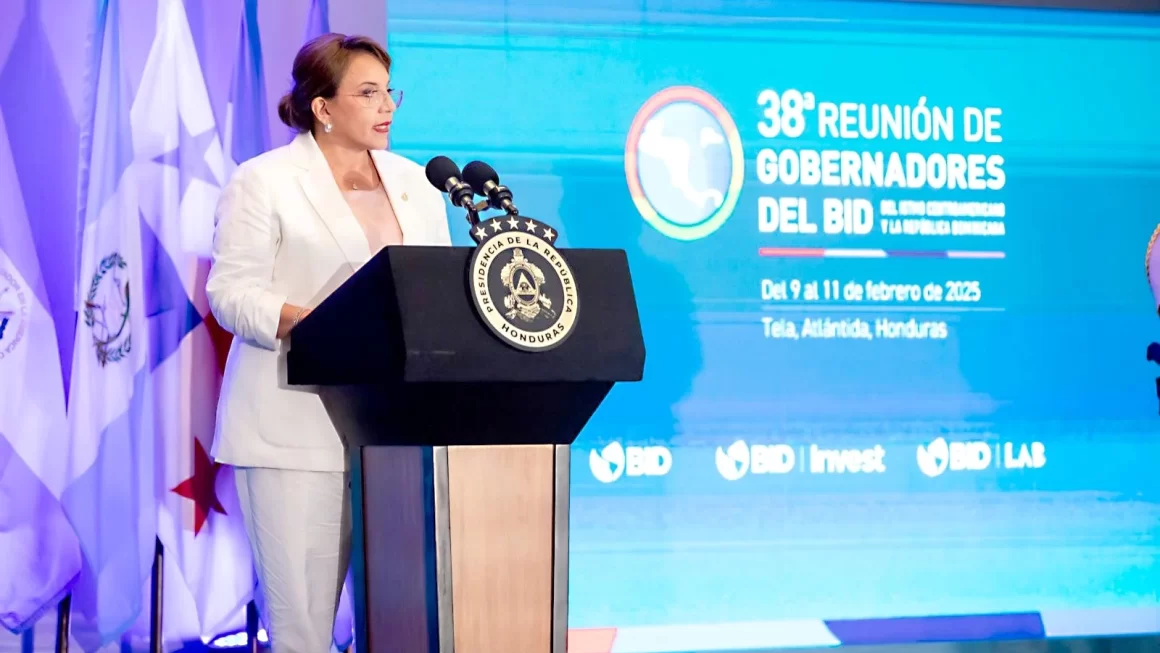 Ningún crédito de organismos multilaterales debería de estar condicionado a la firma de un acuerdo con el FMI: Xiomara Castro