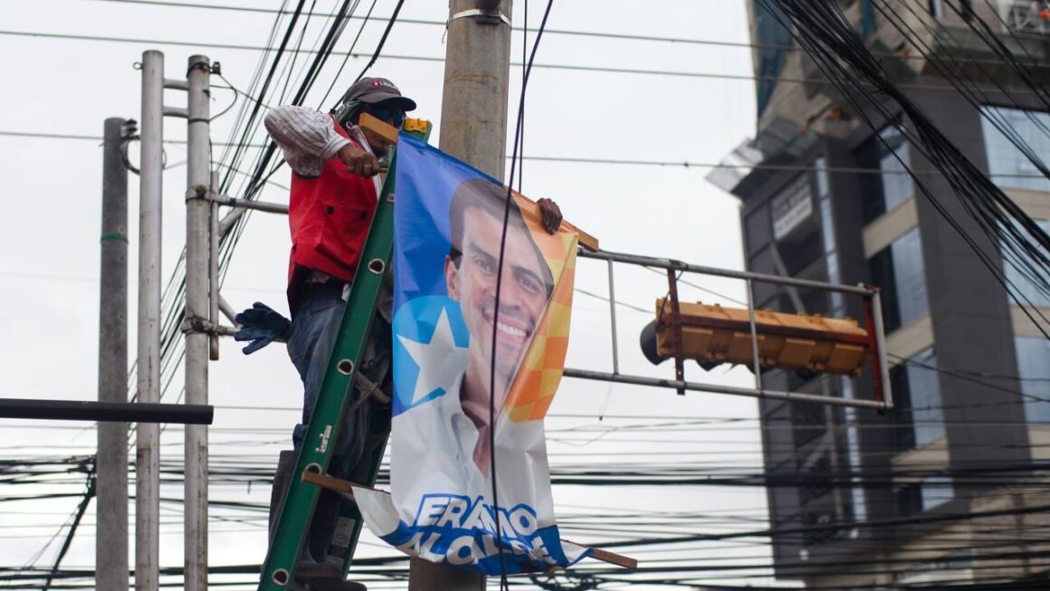 Equipos de la AMDC inician retiro de propaganda electoral