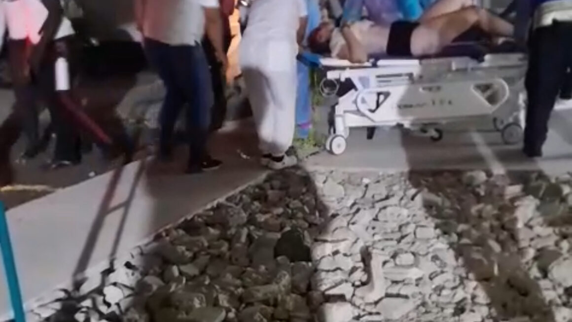 Avión comercial cae al mar cerca del aeropuerto de Roatán