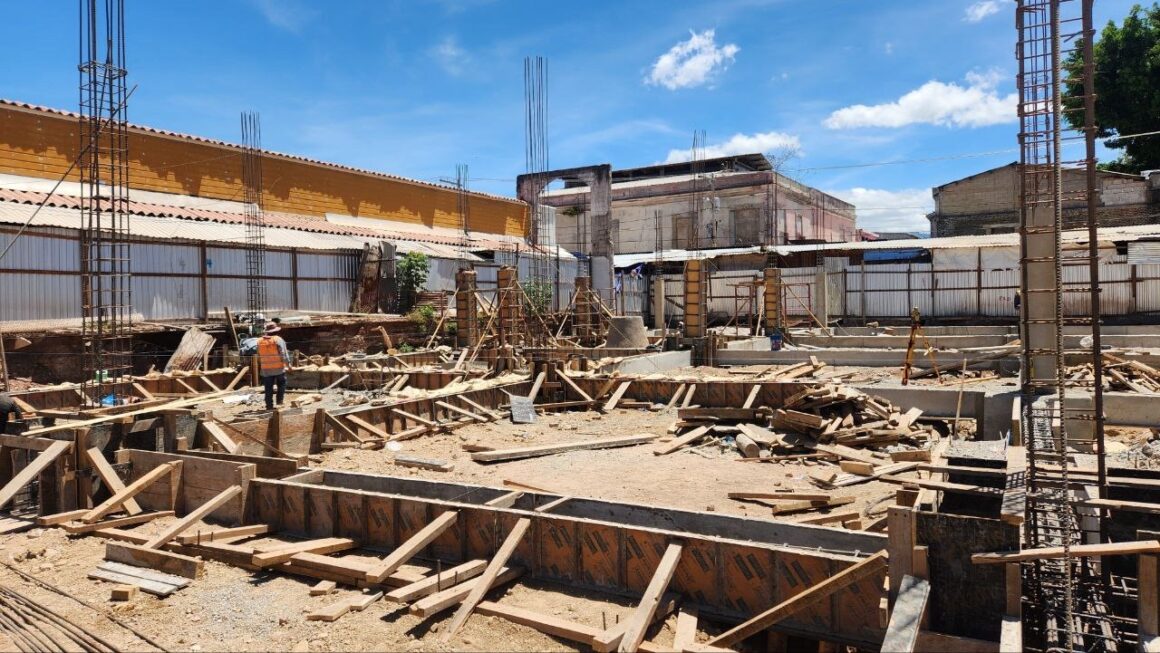 En 35% avanza reconstrucción del nuevo mercado San Isidro de Comayagüela