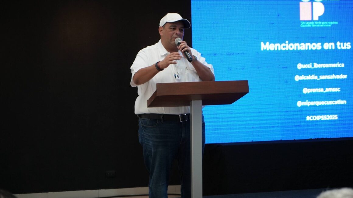 Alcalde Aldana participa en congreso en San Salvador para la construcción de ciudades verdes y resilientes