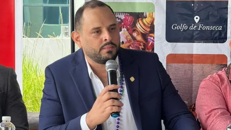 CANATURH advierte caída del 15% en ingresos del turismo