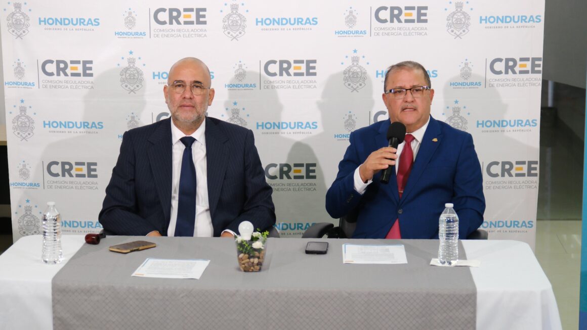 La CREE anuncia una rebaja en la tarifa eléctrica de 4.55 % para el próximo trimestre 