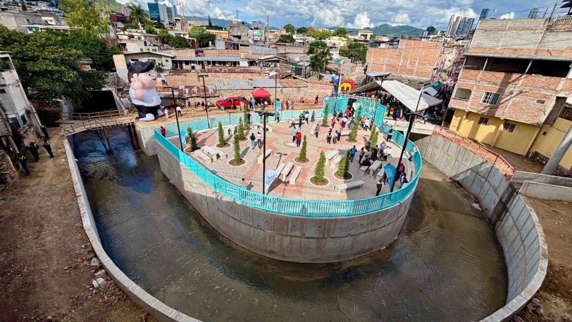 AMDC inaugura obra de mitigación y parque recreativo en barrio Morazán