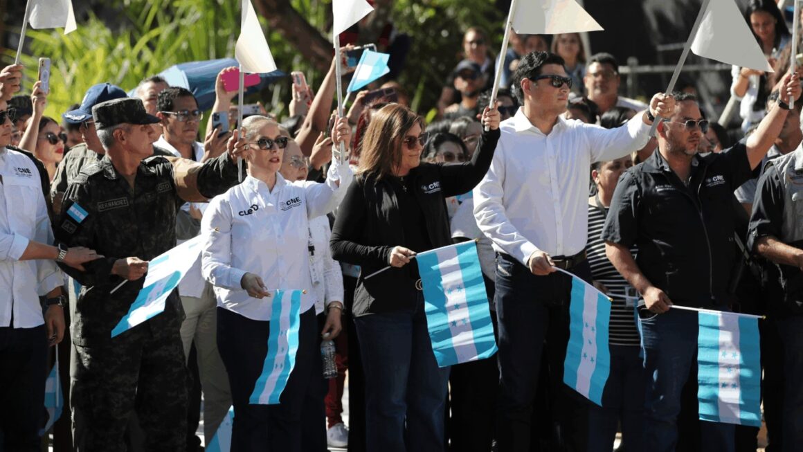 CNE dan banderillazo inicial para la distribución de maletas electorales 