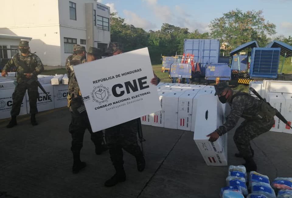 Más de 50 mil policías y militares resguardarán las elecciones generales en Honduras