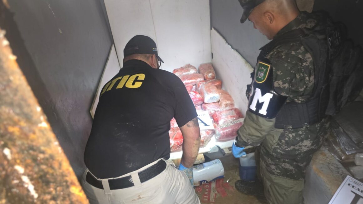 Encuentran búnker de la MS-13 utilizado para guardar drogas y armas en Omoa