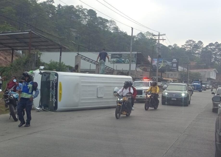Accidente de rapidito deja varias personas lesionadas en salida a Danlí