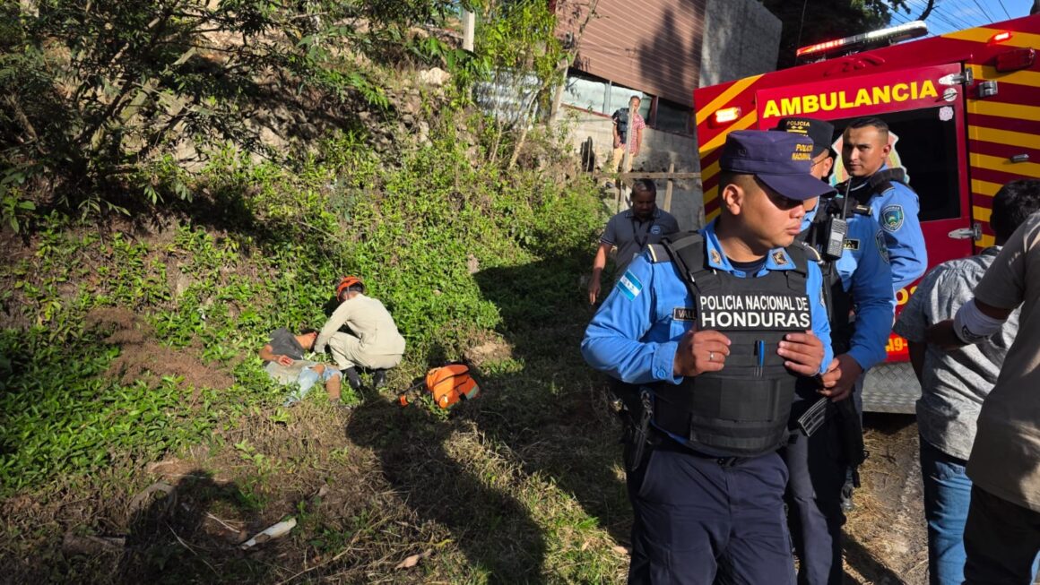 Fatal accidente cobra la vida de joven motociclista en Valle de Ángeles